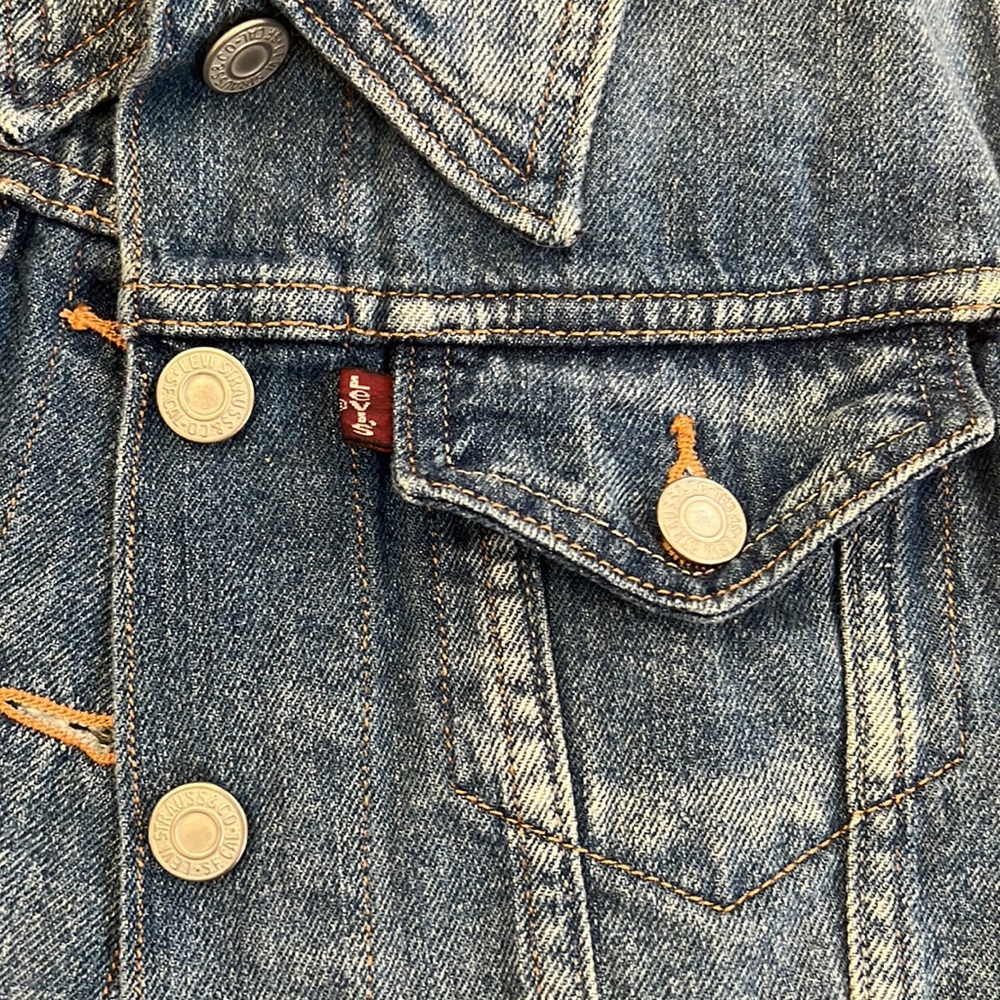 Levi’s jeans vest - Picture 2 of 8
